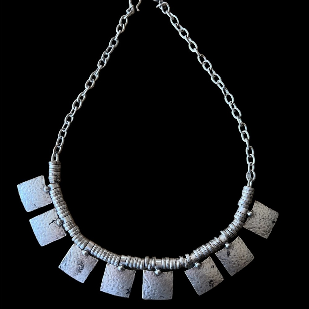 Silver colored necklace